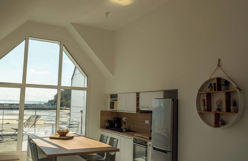 Crozon Apartment | Unique view of Morgat beach, private parking