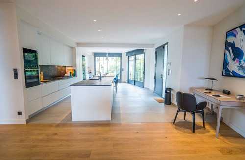 Arcachon Villa | [Unique] Villa avec Accès Plage Piscine et Jacuzzi