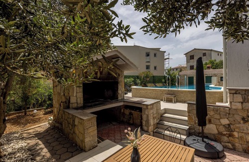 Businci Villa | Unique Villa Siks with private bar and heated pool