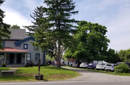 Kent Cottage | Unique Water front cottage for rent