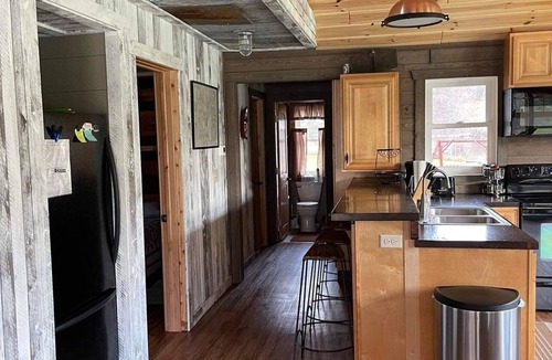 Goodman Cabin | Unique Waterfront Cabin on High Falls Flowage