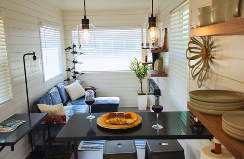 Fredericksburg Resort | Unique Wine Country Stay with Deck, Firepit & Pool