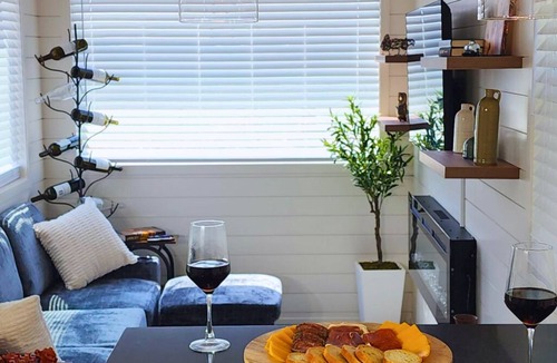 Fredericksburg Resort | Unique Wine Country Stay with Deck, Firepit & Pool