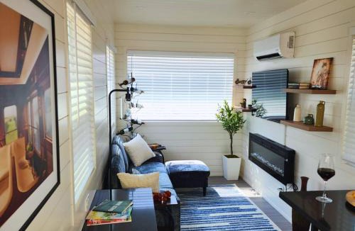 Fredericksburg Resort | Unique Wine Country Stay with Deck, Firepit & Pool