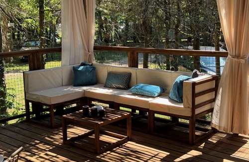 Saint-Astier Cabin | Unique Wood Cabin with Jacuzzi