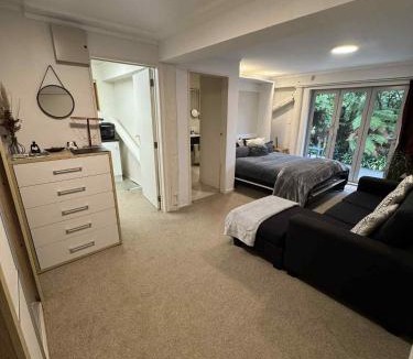 Welcome Bay House | Uniqueness