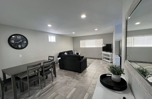 Cedar Falls Community Main Street Condo | Unit 1 of 2-Spacious Duplex 3 Blocks from Main Street, 1 Block from Overman Park