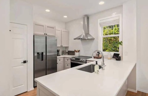 Bellevue House | Unit 1 One Central · Spacious Newly Remodeled Executive Home - Unit 1