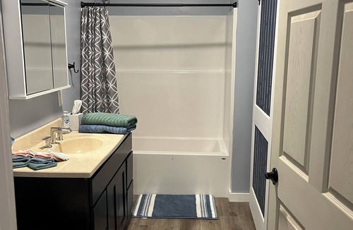 St. Croix County House | Unit 1 quiet duplex in the country side