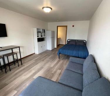 Wisconsin Dells Apartment | Unit 1 - Stand Rock Studios