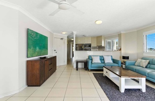 Coolum Beach Apartment | Unit 10 'The Rocks', Coolum Beach