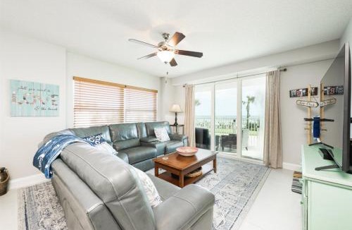 Ocean View Halifax Estates Apartment | Unit 102 Aruba - 3 Bedroom Ocean Front