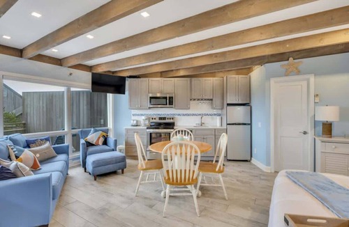 Napeague Apartment | Unit 1021: Studio | 2nd Floor-Pool View | Starfish