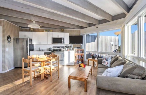 Napeague Apartment | Unit 1023: Studio | 2nd Floor-Pool View | Starfish