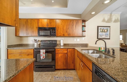 Highland Lake Estates Condo | Unit 1111 Cove in the Hill Country