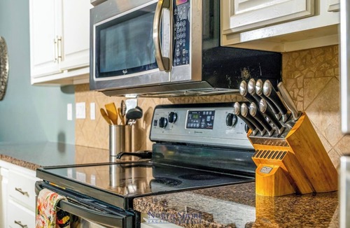 Highland Lake Estates Condo | UNIT 1123 2/2 Villa on Lake Travis