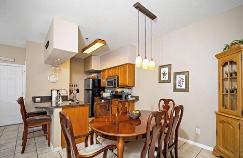Highland Lake Estates Condo | UNIT 1225 - 1/1 on Lake Travis with Lake View