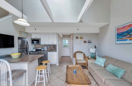 Napeague Apartment | Unit 1722: 1-Bedroom with Loft | 2nd Floor-Ocean Front Ocean View | Ocean Edge