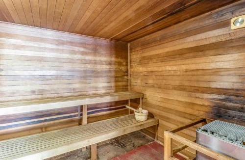 Tahoe Woods House | Unit 18B at Granlibakken