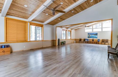 Tahoe Woods House | Unit 18B at Granlibakken