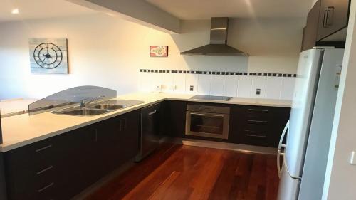 Surf Beach Apartment | Unit 2 2c Surf Circle Tura Beach