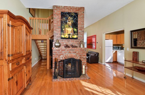 West Seventh House | Unit 2 Historic Irvine Park House near West 7th Bars, Restaurants, Xcel, River