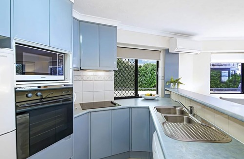 Coolum Beach Apartment | Unit 2 'The Rocks', Coolum Beach