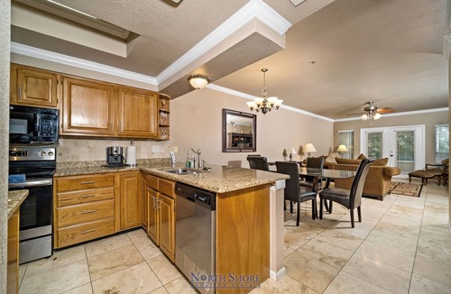 Highland Lake Estates Condo | UNIT 2111 - 2 BR/2 BA at Island on Lake Travis - All Resort Amenities