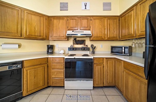 Highland Lake Estates Condo | UNIT 2305 1 Bed 1.5 Bath on Lake Travis