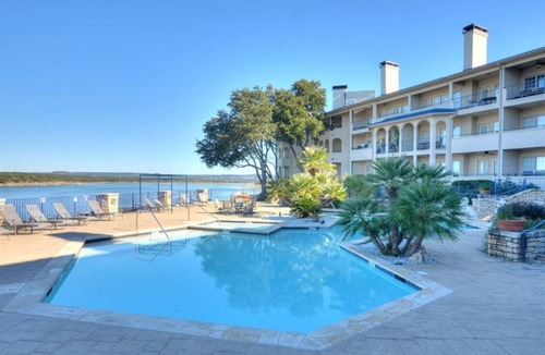 Highland Lake Estates Condo | UNIT 2305 1 Bed 1.5 Bath on Lake Travis