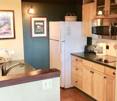 Punaluu House | Unit 26 King Bed and Ocean View