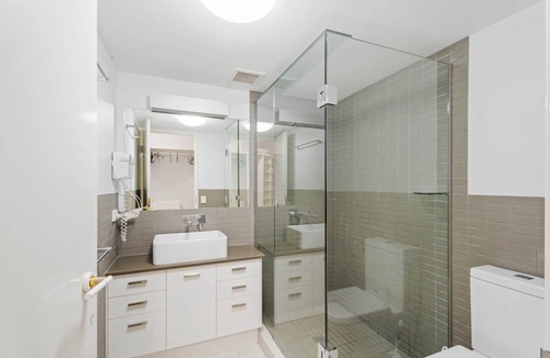 Torquay Apartment | Unit 3 Charlton on the Esplanade