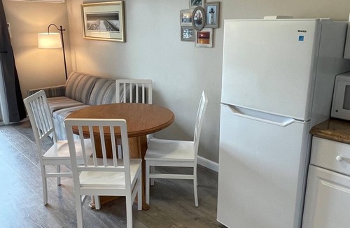 North Truro Condo | Unit #3 - Ground Floor Efficiency with A/C