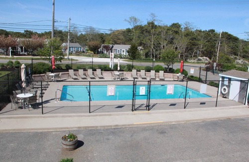 North Truro Condo | Unit #3 - Ground Floor Efficiency with A/C