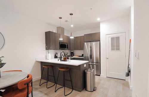 Shaw Bed & Breakfast | Unit 3 One BR With Queen Sofa and Bed