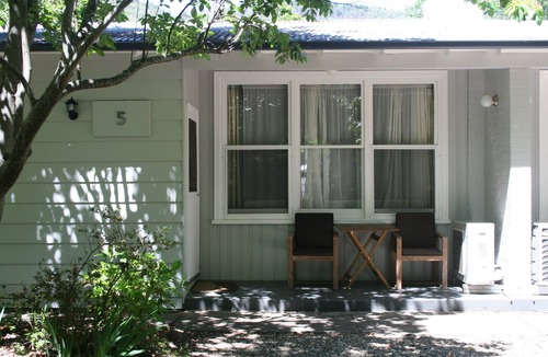 Bright Cottage | Unit 4 - One Bedroom - HomeAway