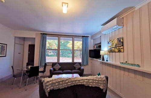 Bright Cottage | Unit 4 - One Bedroom - HomeAway