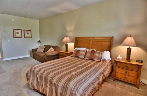 Birchwood Apartment | Unit 431B 1Bd 1Ba Efficiency Suite Condo