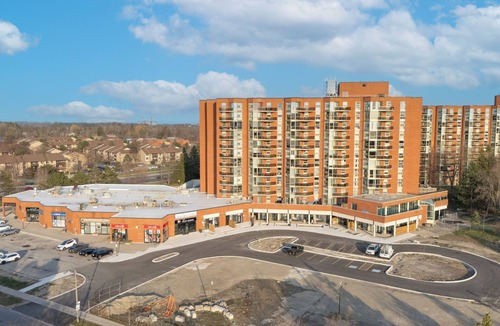Dean Park Apartment | Unit 5 - Modern Fully Furnished 1 Bedroom Apartment