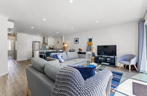 Narooma Apartment | Unit 6 Boardwalk Apartment