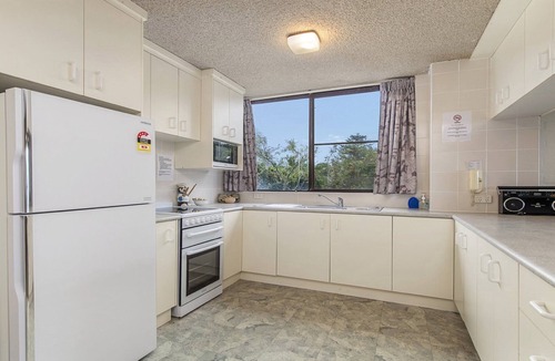 Flynns Beach Apartment | Unit 60 Beachpark Apartments