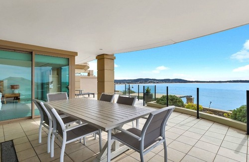 Terrigal House | Unit 7 - 3 Bedroom Premier Ocean View