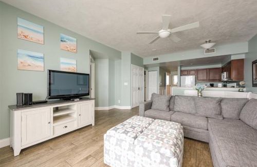 Brush - Stewarts House | Unit 711 Ocean Walk - 3 Bedroom Ocean Front