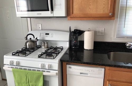 Rockford Condo | Unit 8 - Enjoyable 2-bedroom condo with AC in beautiful Rockford