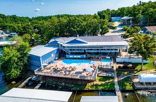 Lake of the Ozarks Condo | Unit 9-3 Bedrooms, 1 Bath, Offering a Spectacular View