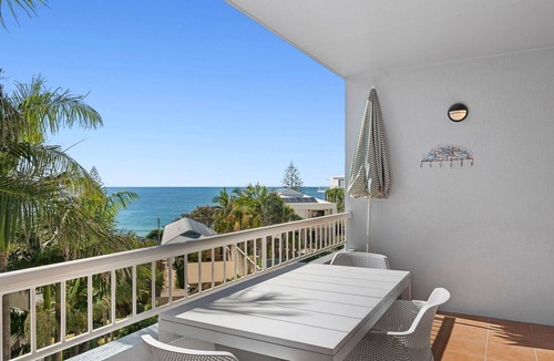 Coolum Beach Apartment | Unit 9 'Coolum Blueseas'