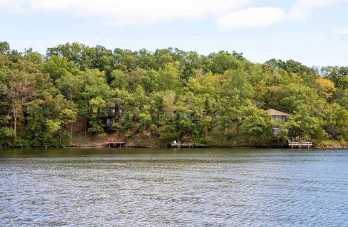 Village of Four Seasons House | Unit 9 - Treetop 2 Bedroom Villa