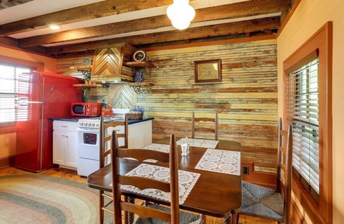 New Bern House | Unit A | Historic New Bern Stay!