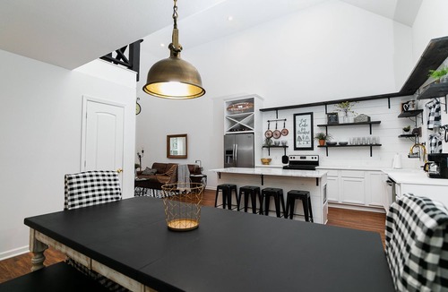 McKinney House | Unit A- The Beautiful RoseMary Barndo