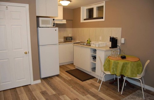 Malton House | Unit B - Cozy Cozy Basement